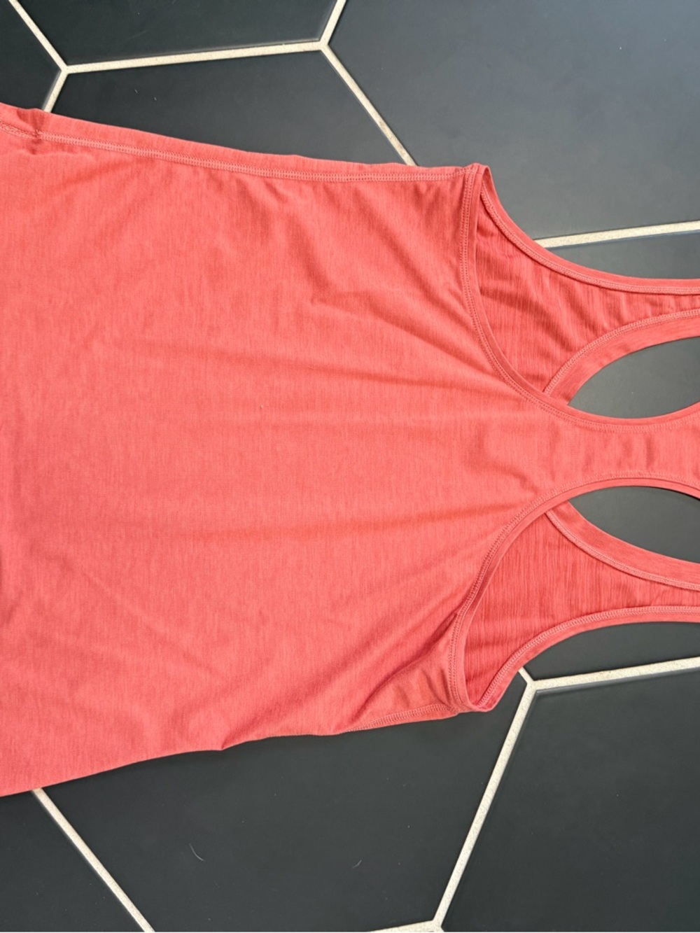 Vuori Coral Racerback Tank Top - Picture 2 of 3